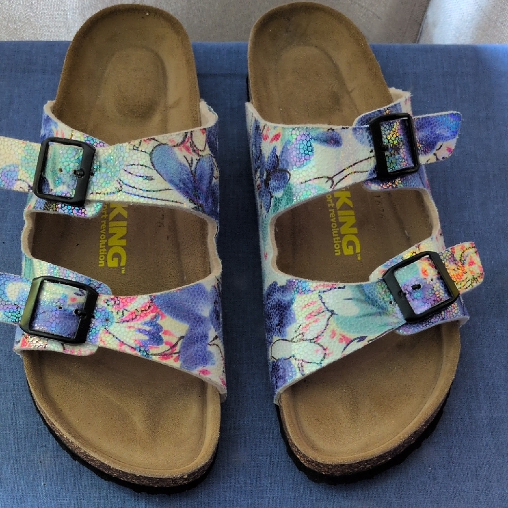 Viking Comfort Floral Double Buckle Sandals – Women’s 11 / Men’s 9 (EU 42)